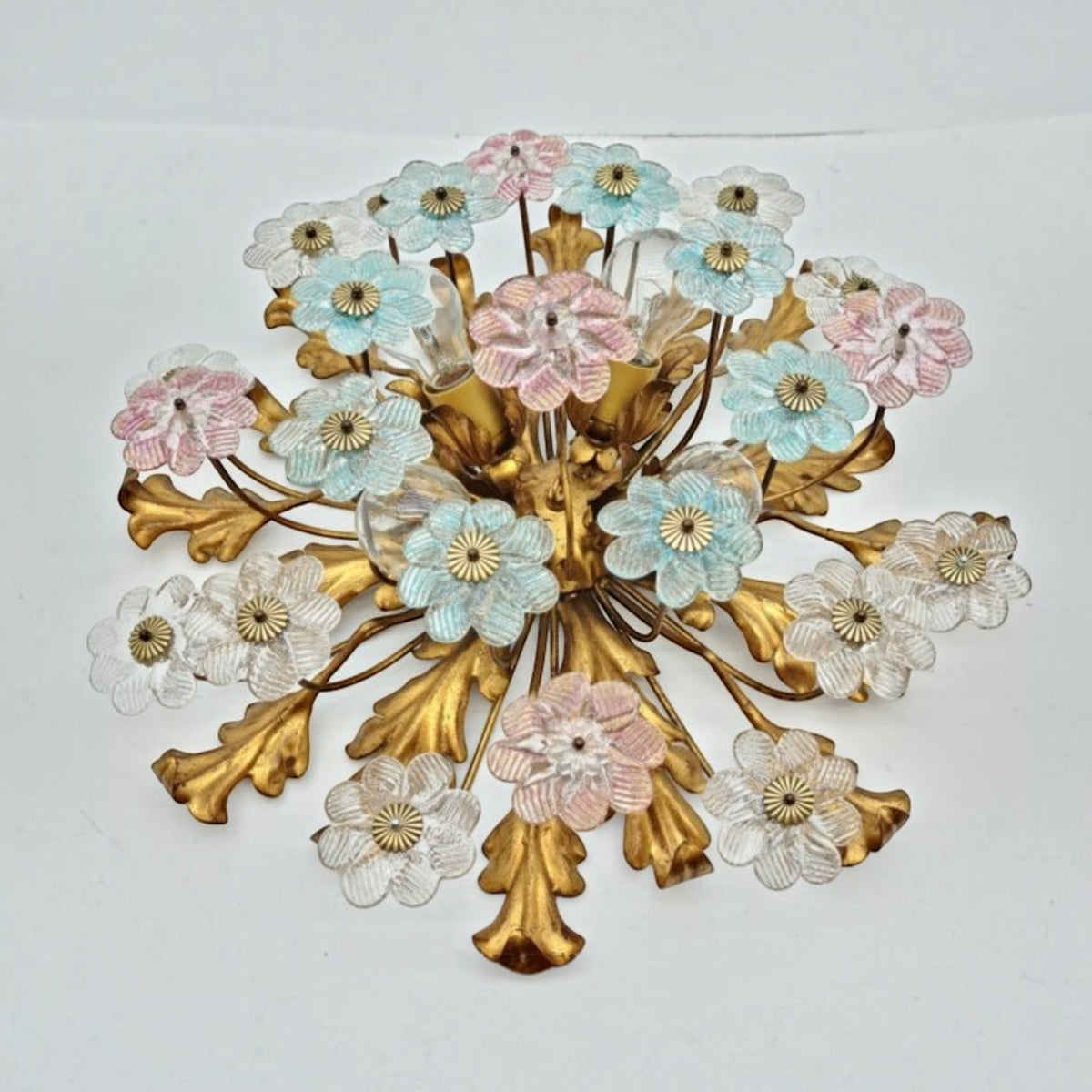 NITUSH vintage Italian ceiling light with pastel Murano glass flowers and gold leaf metal foliage from the 1980s